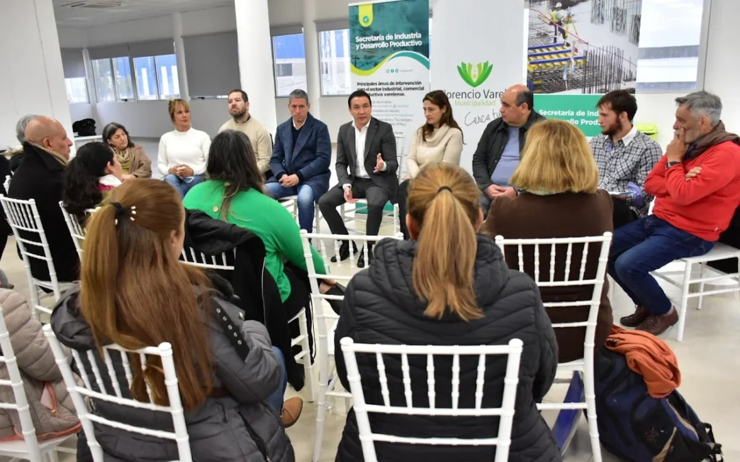 Municipio y Provincia entregaron certificados del programa local «Arriba Emprendedores»