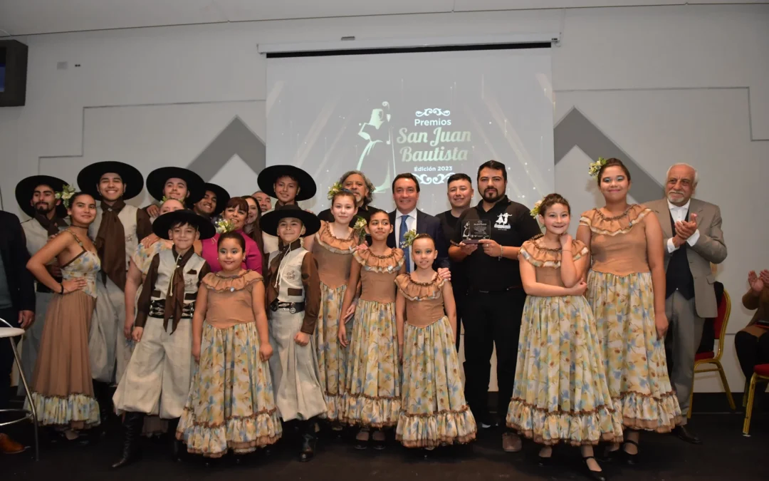 Fueron otorgados los premios San Juan Bautista