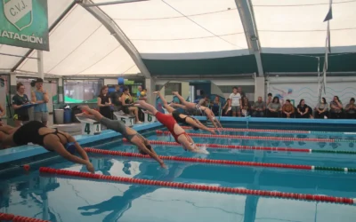Juegos Bonaerenses 2023: gran performance varelense en la etapa distrital de natación