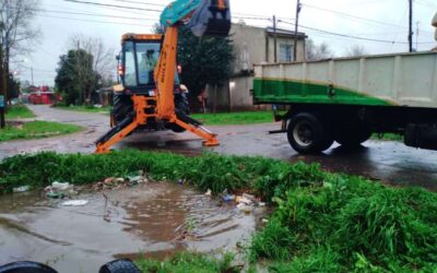 Las tormentas provocaron el anegamiento de calles  en el Conurbano Sur: En Varela no hubo evacuados