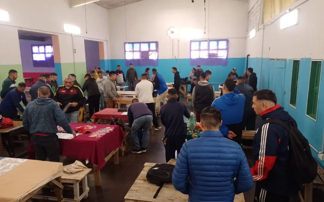 Cerca de medio centenar de privados de libertad se capacitan  como promotores de salud en una cárcel de Florencio Varela