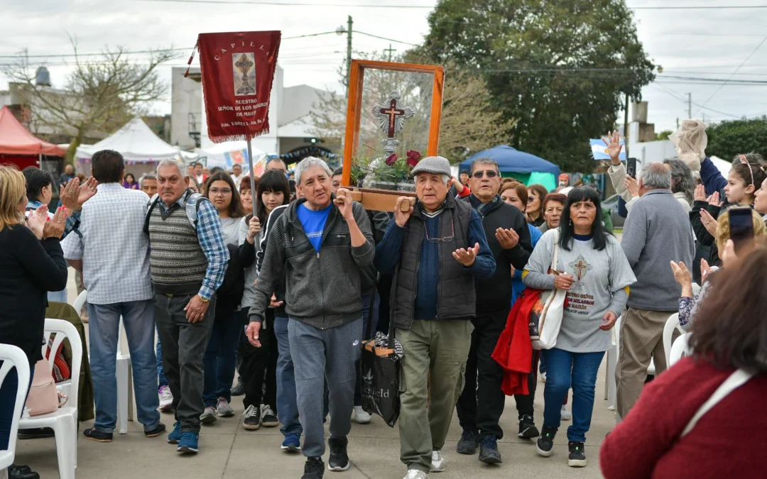 Florencio Varela honró al Señor de los Milagros de Mailín
