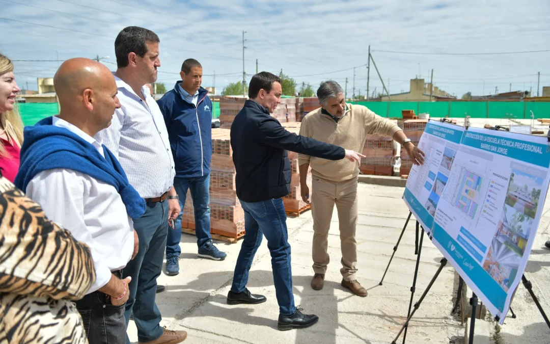 Progresos en las edificaciones  del Jardín de Infantes y Escuela  Técnica Nº5 en San Jorge