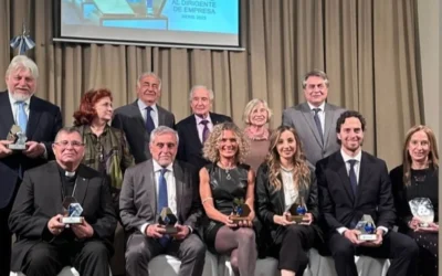 El Obispo Tissera recibió una distinción por el trabajo de Cáritas Argentina