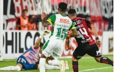 Defensa y Justicia perdió en Rosario y se despidió del campeonato local