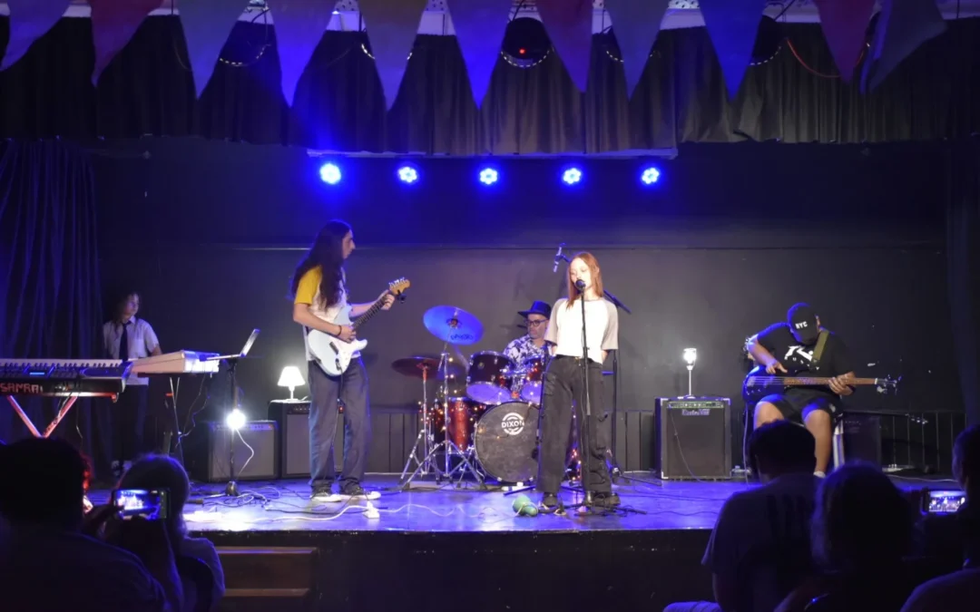 Muestra anual del programa «Escuela Bandas de Rock» y el taller de bajo eléctrico