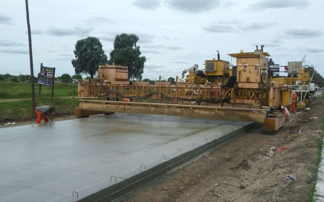 Llenado de hormigón y obra hidráulica en la Ruta Provincial Nº53