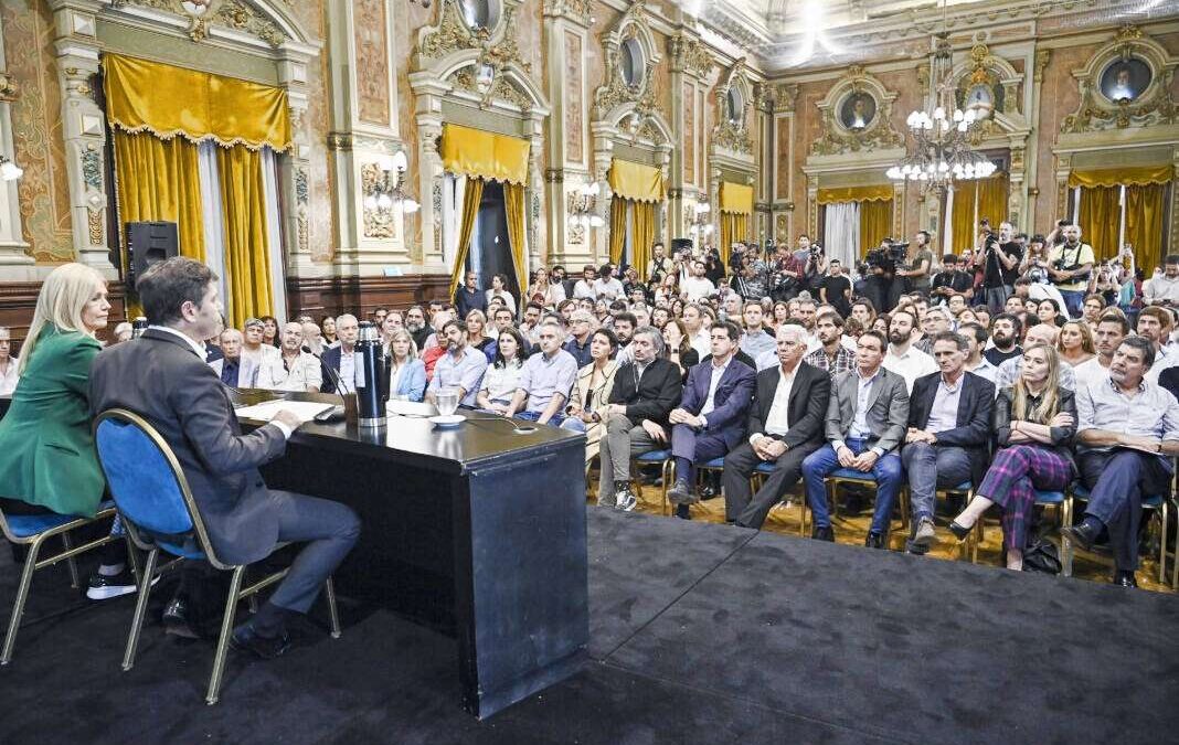 La estrategia judicial de  Kicillof: doble presentación  y atención al caso Chubut