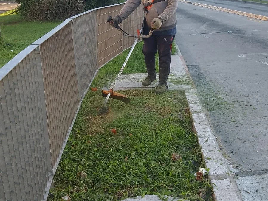 Intensificaron labores de higiene urbana en barrios varelenses