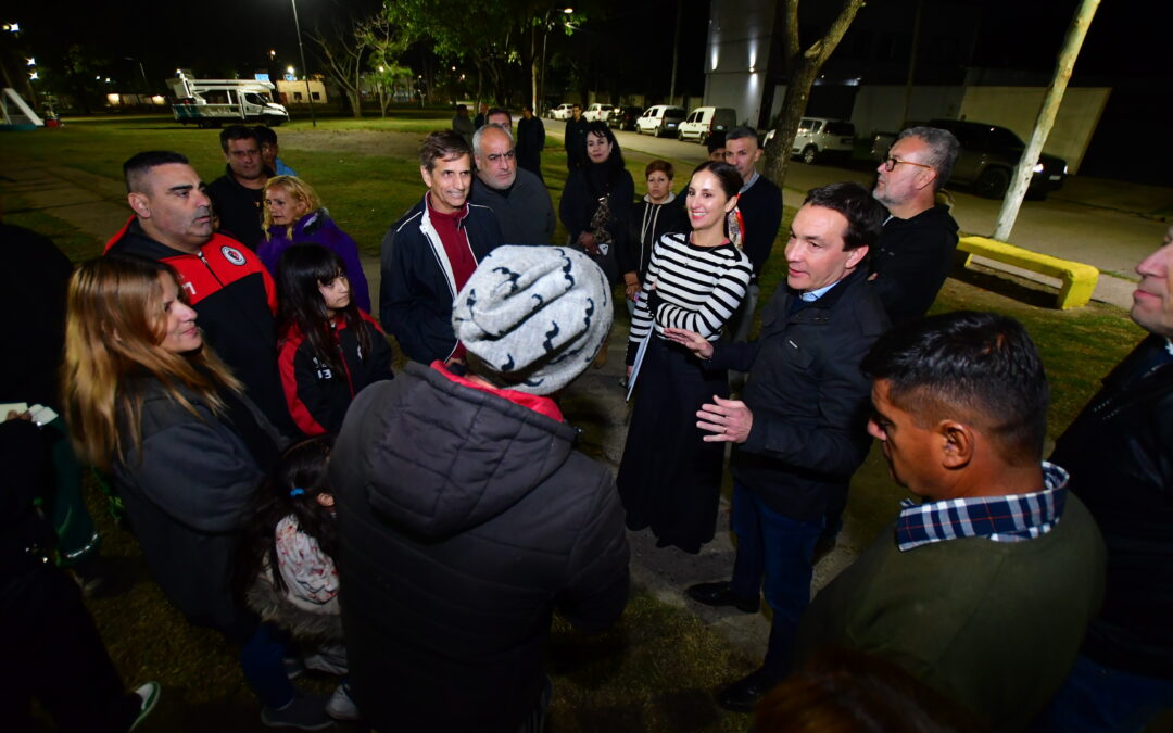 Reconversión de alumbrado público en Bosques Centro