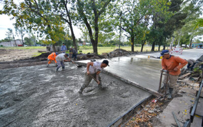 A pesar de la grave  crisis, anuncian más  de 20 nuevas cuadras  de asfalto para  Villa Argentina