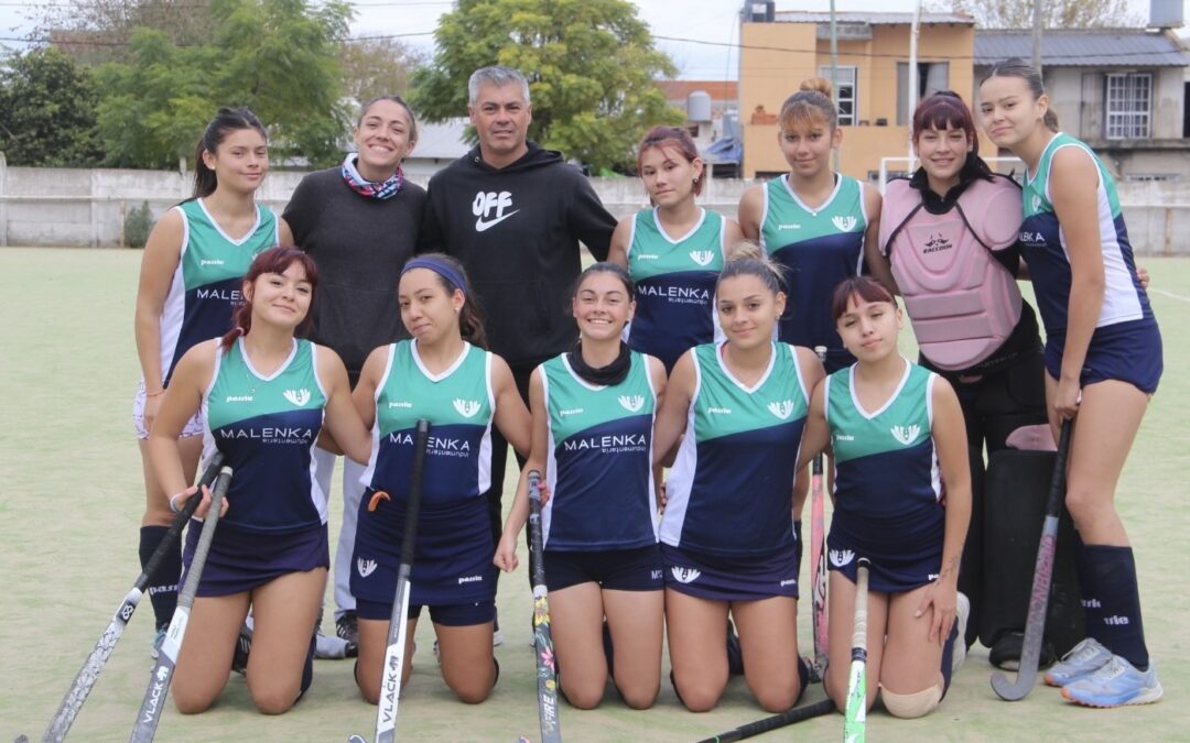 Triunfo del selectivo municipal en la etapa local de hockey femenino
