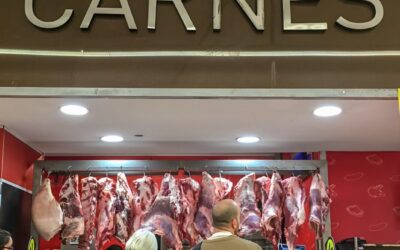 Los precios de los alimentos aumentaron 3,8% en junio, impulsados por la carne y los lácteos