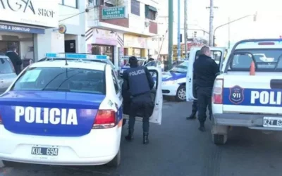 Tres delincuentes, dos de ellos policías, fueron detenidos por asaltar una casa en Quilmes