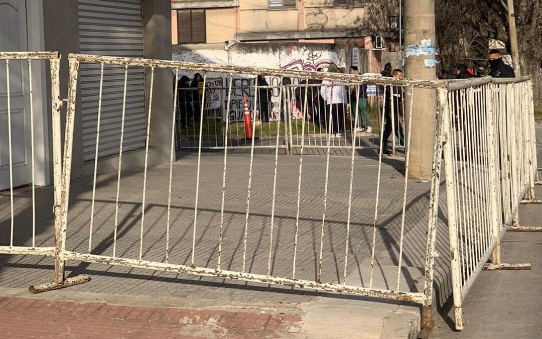 Un jurado popular decidirá si es culpable o no el último  detenido por el abuso sexual grupal en Florencio Varela