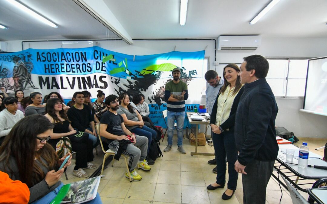 Encuentro interregional de educación en Florencio Varela