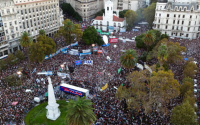 Las universidades vuelven  a las calles para defender  su financiamiento y contra  el veto del presidente Milei