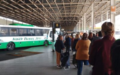 El Gobierno desregula el transporte de micros de media y larga distancia