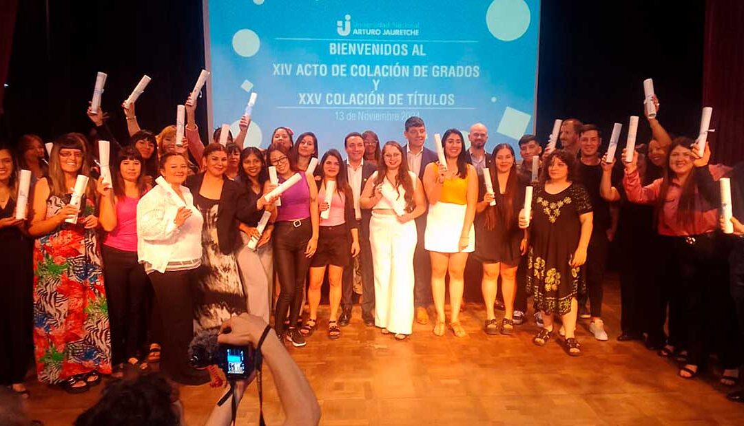 UNAJ: Se realizó el XIV acto de colación  de grados y XXV de colación de títulos