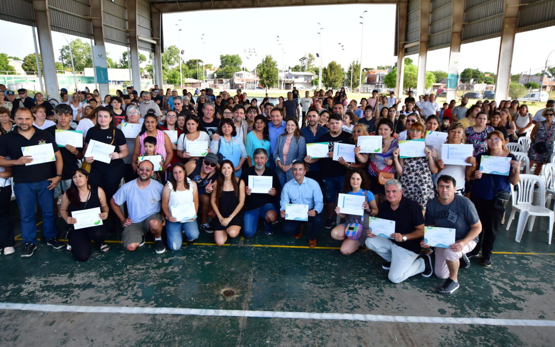 Municipio y Provincia respaldaron a emprendedores