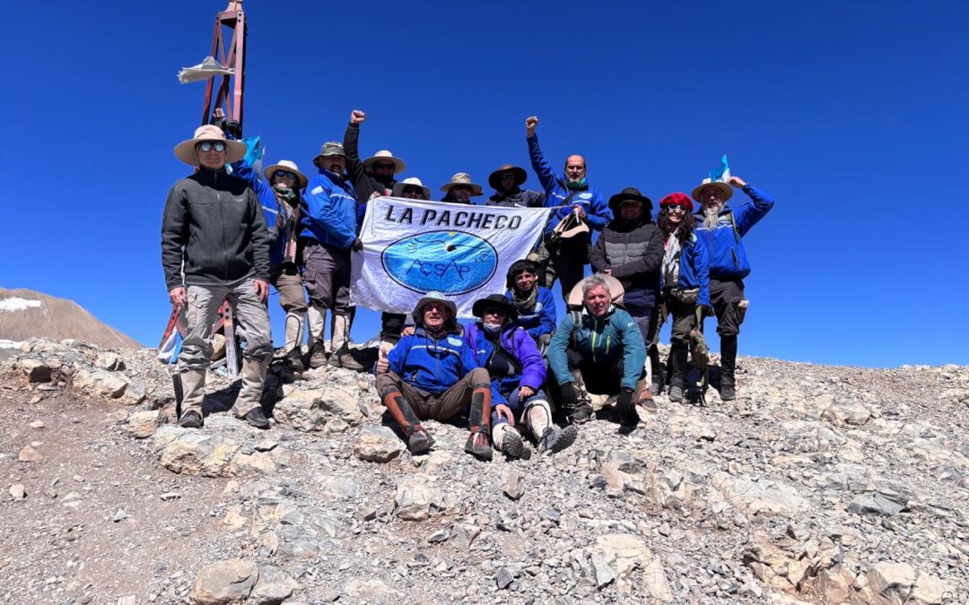 Varelenses cruzan la Cordillera de Los Andes  y recrean el itinerario del Libertador de América