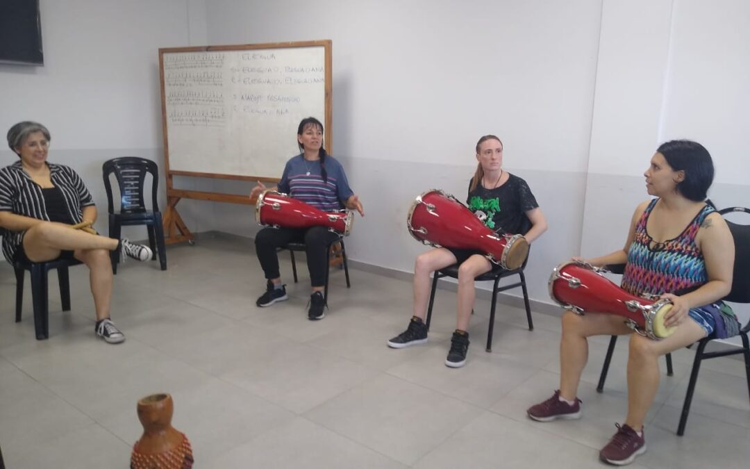 Música en Peatonal Monteagudo:  Especial de percusión afrocubana