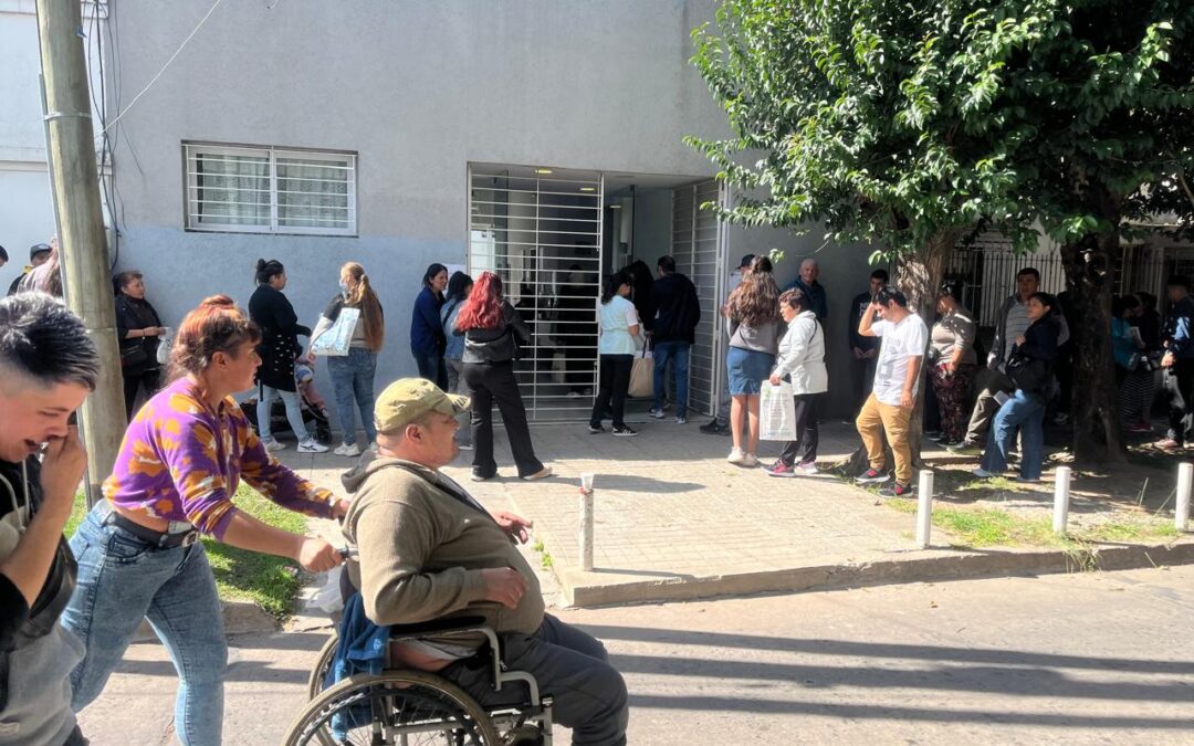 Unos 10.000 varelenses deben justificar en la Clínica Santa Clara sus  discapacidades para seguir cobrando las Pensiones No Contributivas