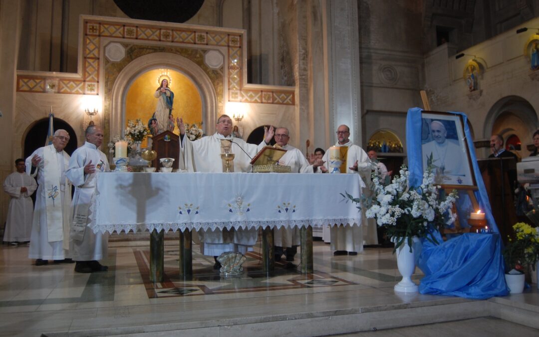 Colmada Misa de exequias del Papa  Francisco en la diócesis de Quilmes