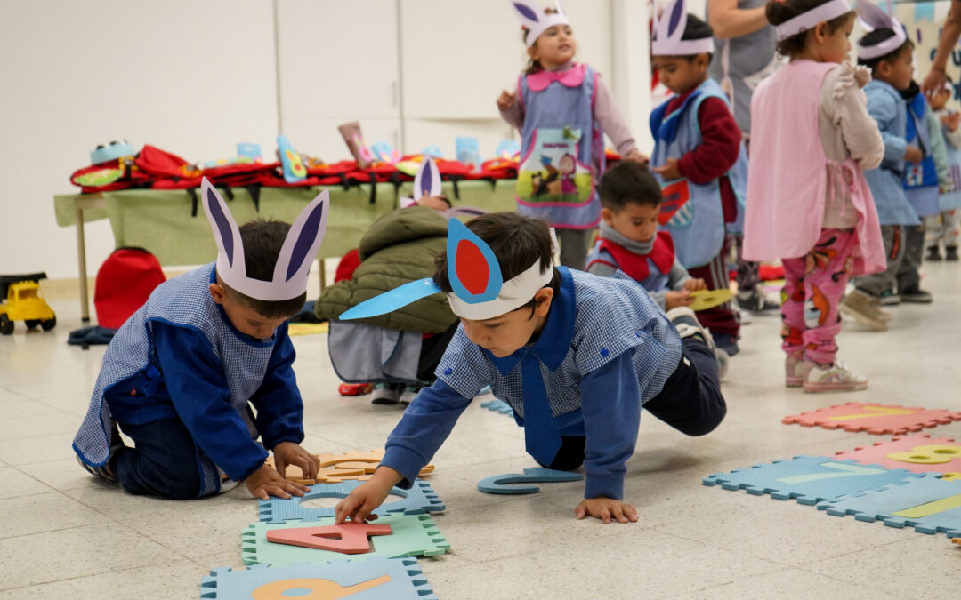 Entrega de útiles en el Centro de Desarrollo Infantil «Niños del Futuro»