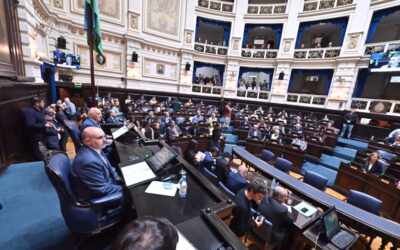 La Legislatura bonaerense sancionó la ley para modificar los plazos y dejó listo el calendario electoral