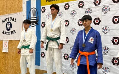 Concentración, práctica y técnica en el equipo judoca varelense