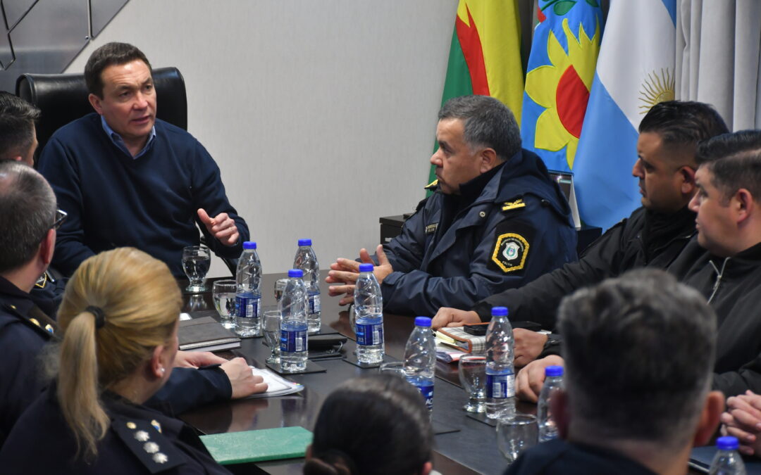 El intendente planificó con autoridades policiales  una mayor prevención del delito en Florencio Varela