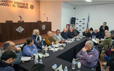 Centrales sindicales y movimientos sociales se reunieron para confirmar la movilización del 7 de agosto