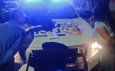 Zeballos: Cayeron en la parada de  colectivos con la bolsa de cocaína