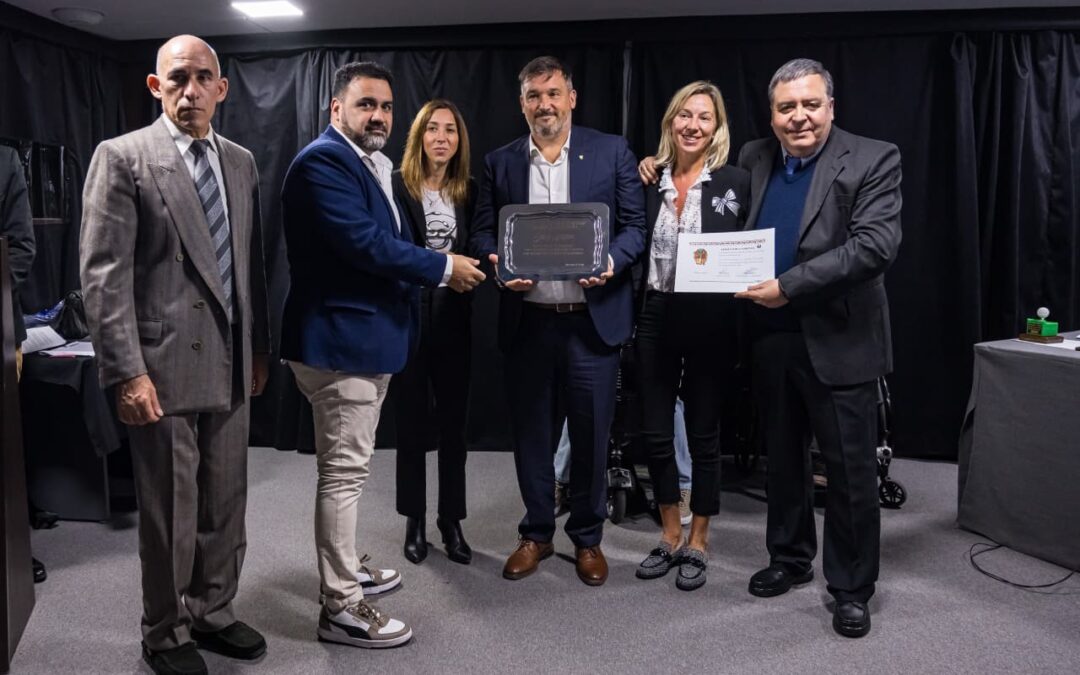 Homenaje a José Lemme  del Círculo de la Prensa  Regional en  la Cámara  de Diputados Bonaerense