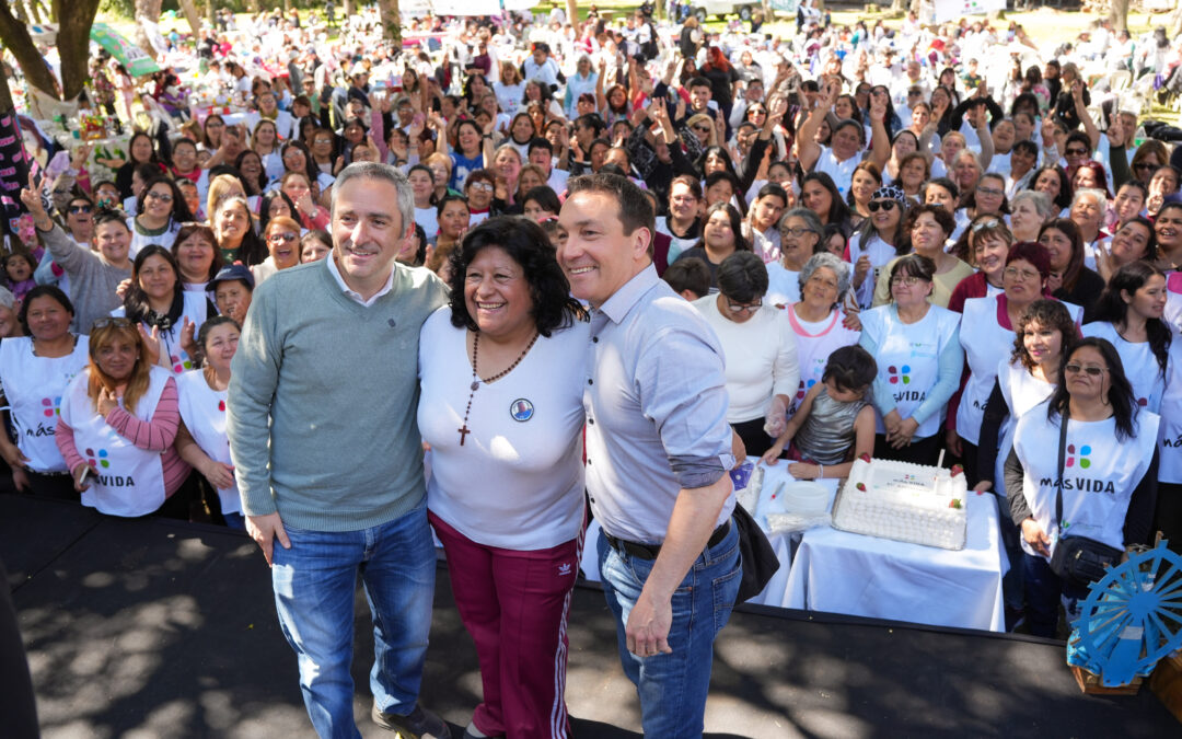 Larroque y Watson encabezaron el festejo  por los 31 años del Plan Más Vida en Varela