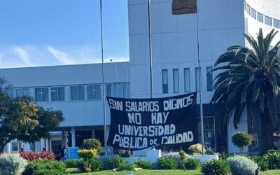 La crisis salarial golpea a la UNAJ Nueve de cada diez docentes  tienen trabajos adicionales
