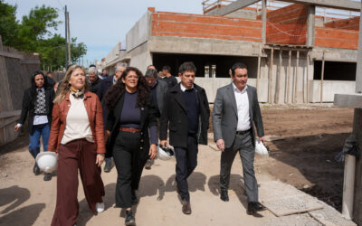 Watson y Kicillof verificaron la construcción de  una obra escolar histórica para Florencio Varela