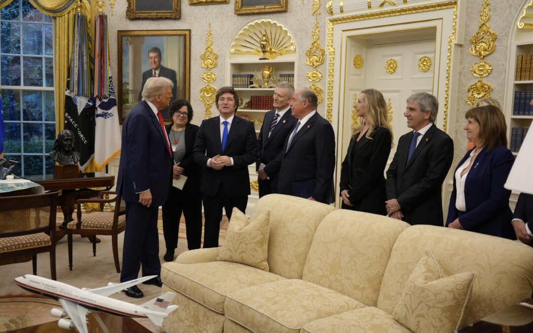 Trump condicionó la ayuda a Milei al resultado de las elecciones:  «Si pierde, no seremos generosos»