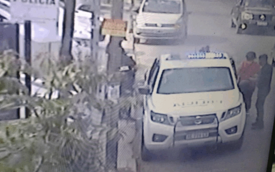 Villa Arias: Vendía medicamentos  debajo de una cámara de monitoreo