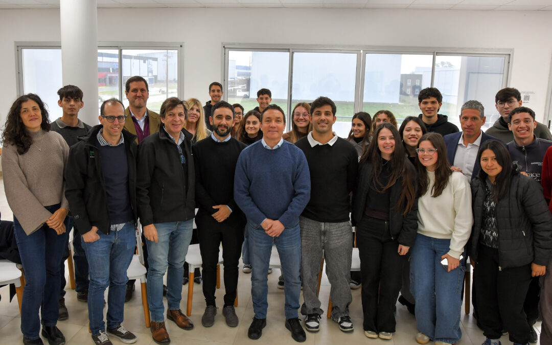 Vinculación entre el ámbito gubernamental, educativo y empresarial