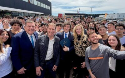 Con un acto en Mar del Plata, Milei  respaldó la candidatura de Santilli