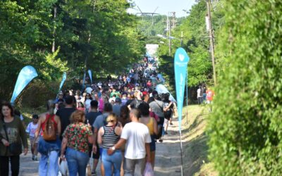 ¡Multitudinaria Fiesta de la Frutilla en Florencio Varela!