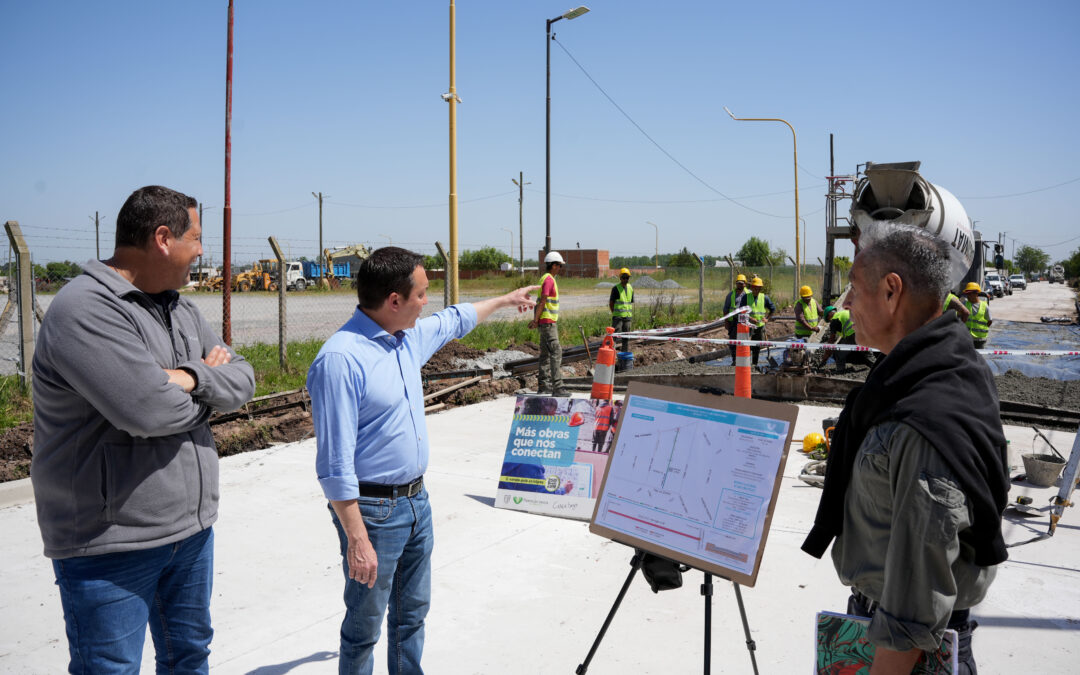 Avanzó la pavimentación en el acceso al Mercado Municipal