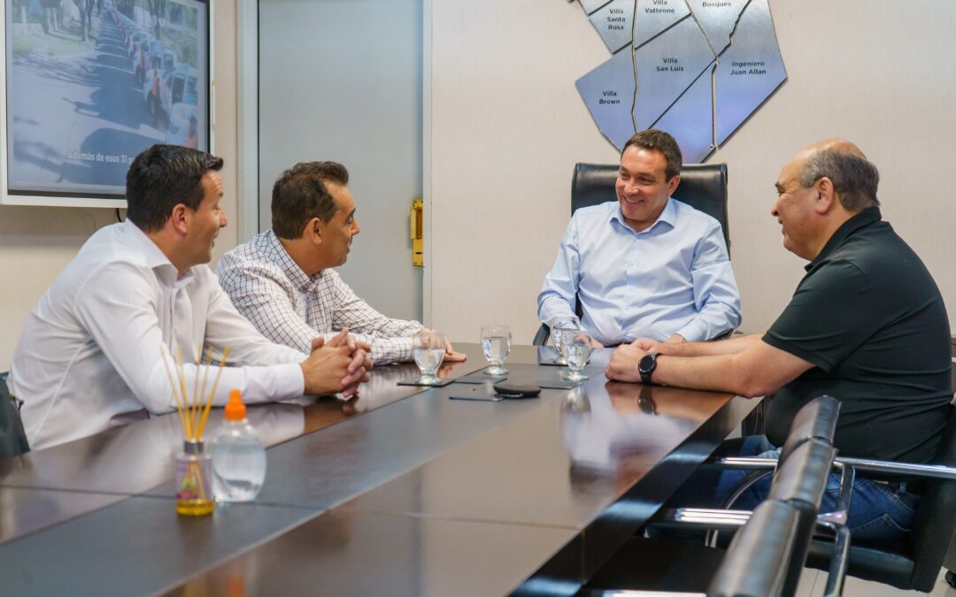 Florencio Varela amplió su oferta comercial  con una nueva inversión de la firma Mostaza