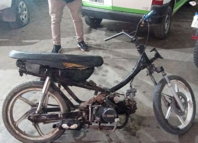 Opinión de vecinos por escapes libres de las motos en barrios de Florencio Varela