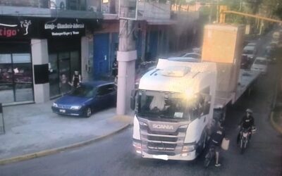 Era buscado por la justicia por un homicidio culposo en 2008, conducía un camión y derribó un tendido eléctrico