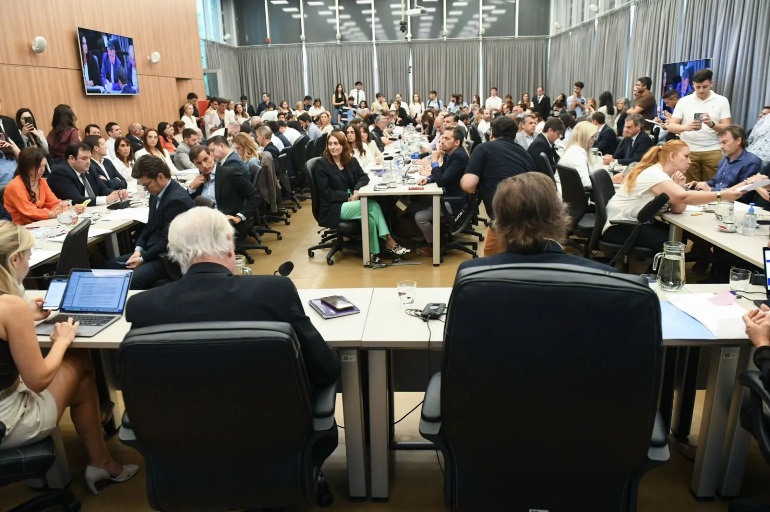 capture-20251216-233500-crop