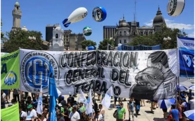 La CGT marchó contra la reforma laboral y dejó una advertencia al gobierno: «Se viene un paro general»