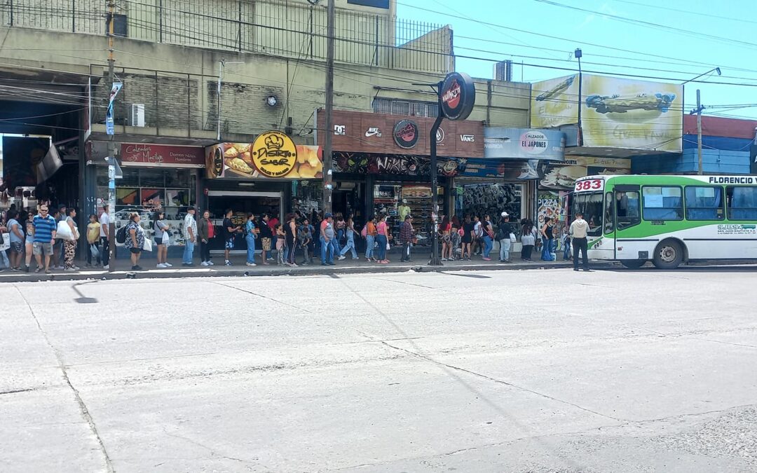 Andrés Watson decretó la emergencia en el transporte público local